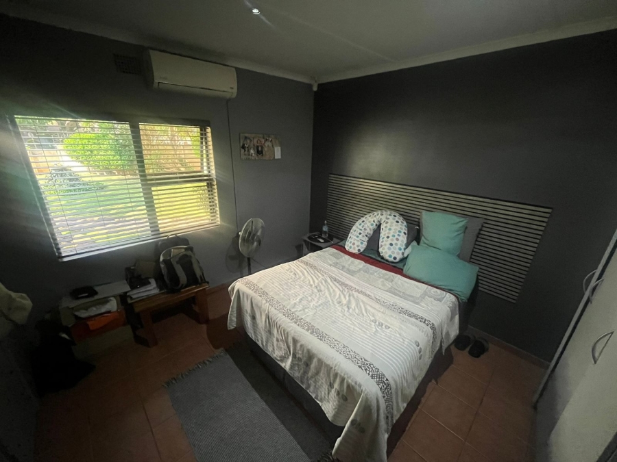 3 Bedroom Property for Sale in Protea Park North West